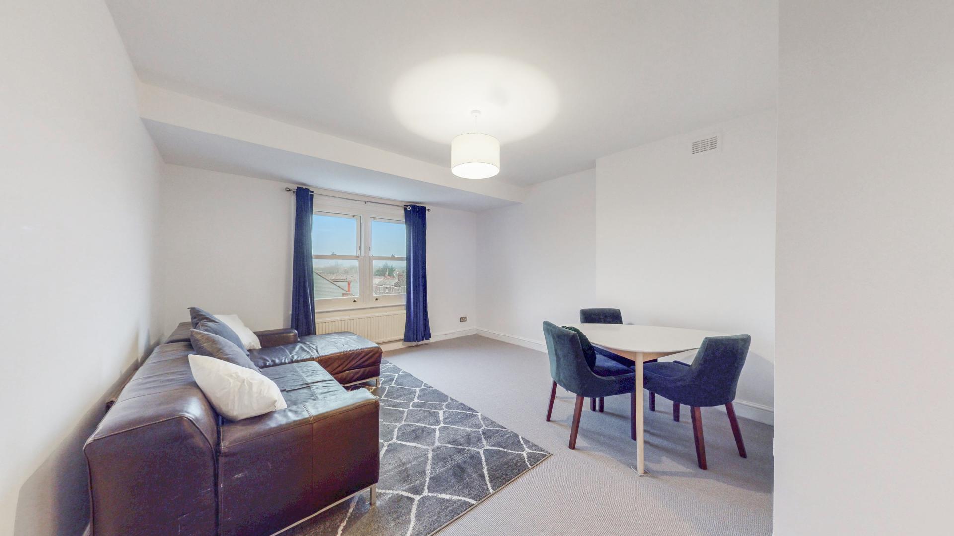 			2 Bedroom, 2 bath, 1 reception Flat			 Minster Road, West Hampstead